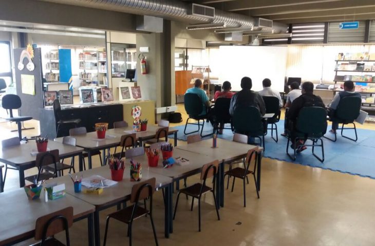 Curso presencial de roda de leitura com jovens da Unei
