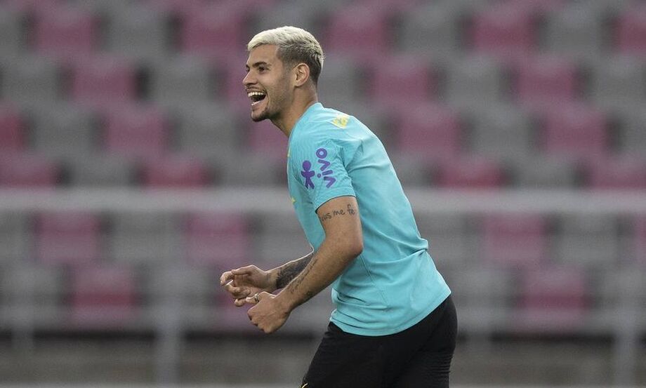 Bruno Guimarães pode ser titular da seleção brasileira para o amistoso contra a Coreia do Sul.