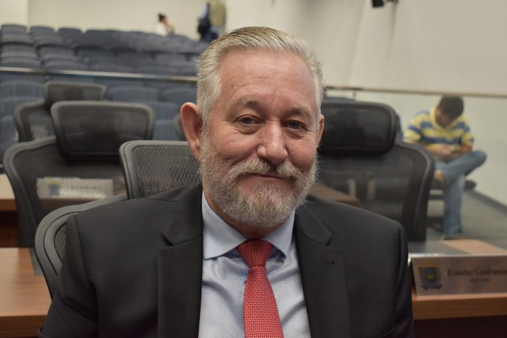 Projetos foram protocolados na Assembleia Legislativa nesta quinta-feira