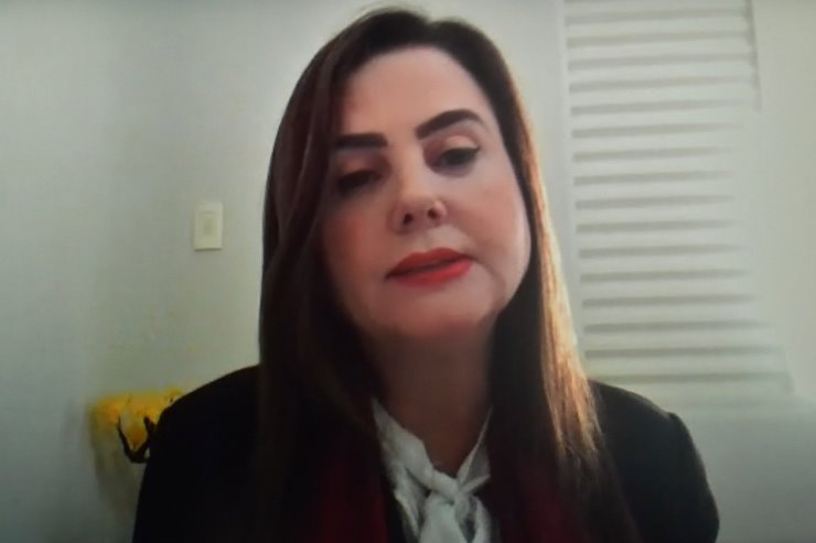 Durante a sessão ordinária desta quarta-feira (18), a deputada reforçou o convite para o evento. Convido a todos para a audiência pública para debater sobre a importância do combate ao assédio sexual e moral contra as mulheres nos ambientes do trabalho