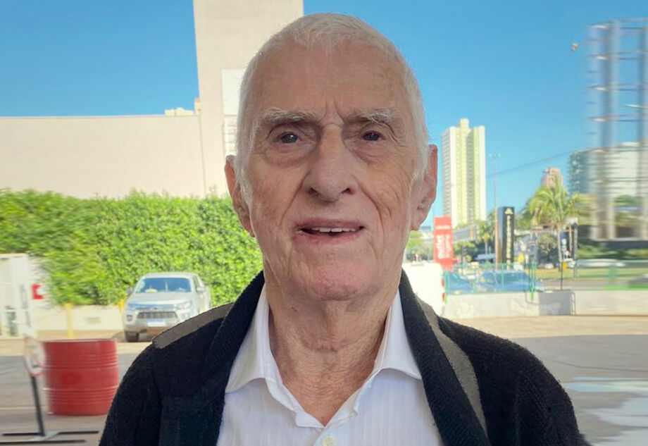 Esse princípio norteador foi algo tão marcante na magistratura do desembargador que ele foi surpreendido no início deste dia com um vídeo enviado por um antigo colaborador do TJMS que o relembrou de um fato ocorrido em 1980