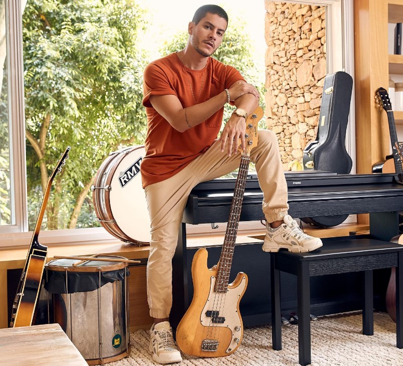 O ator relembrou que entrou no BBB acreditando que seria impossível viver o momento do reality e tantas outras coisas que aconteceram dentro da casa