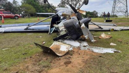O avião caiu
