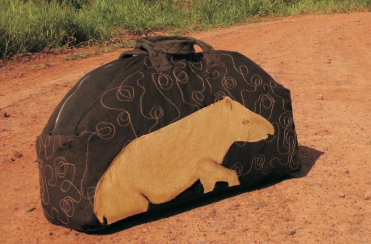 Mary acrescenta que a proposta para a oficina de design é uma construção coletiva com o grupo