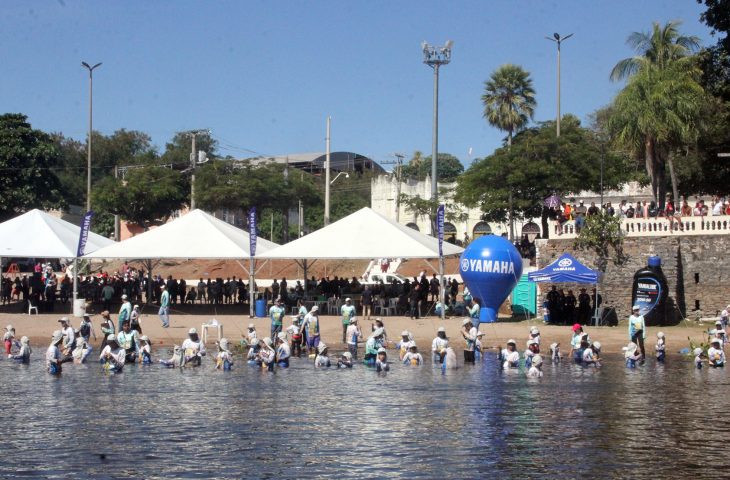 Festival foi iniciado na sexta-feira (20) com abertura oficial e shows no palco montado no Porto-Geral