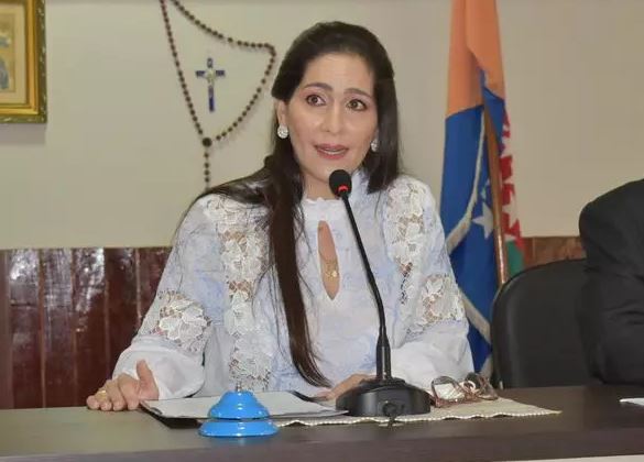 Carolina é a nova prefeita de Pedro Juan