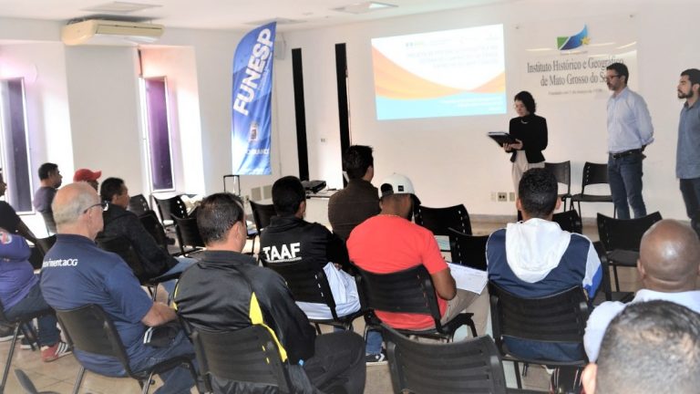 treinamento é feito por meio do Projeto de Eficiência Energética PROPEE, da Praça Esportiva Belmar