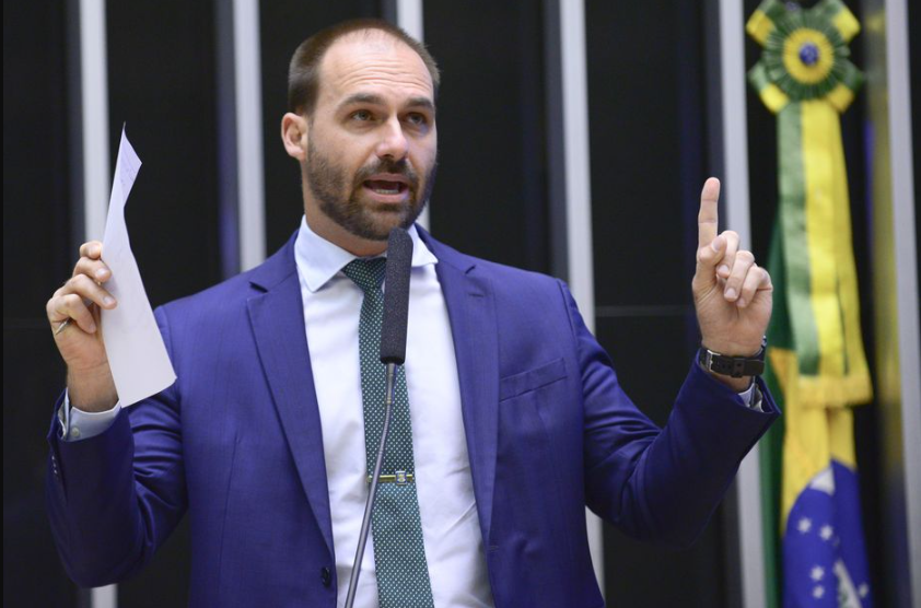 Em 2018, impulsionado pela eleição do pai, Eduardo Bolsonaro se tornou o deputado federal mais votado do País em números absolutos