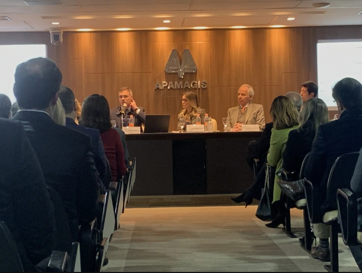 Mendonça também defendeu a atuação do Judiciário como agente pacificador das relações sociais