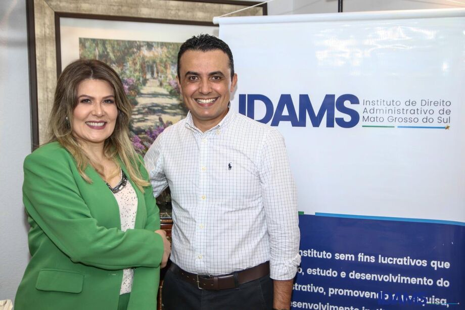 O advogado João Paulo Lacerda da Silva e a procuradora municipal Katia Silene Sarturi estão a frente da próxima gestão.