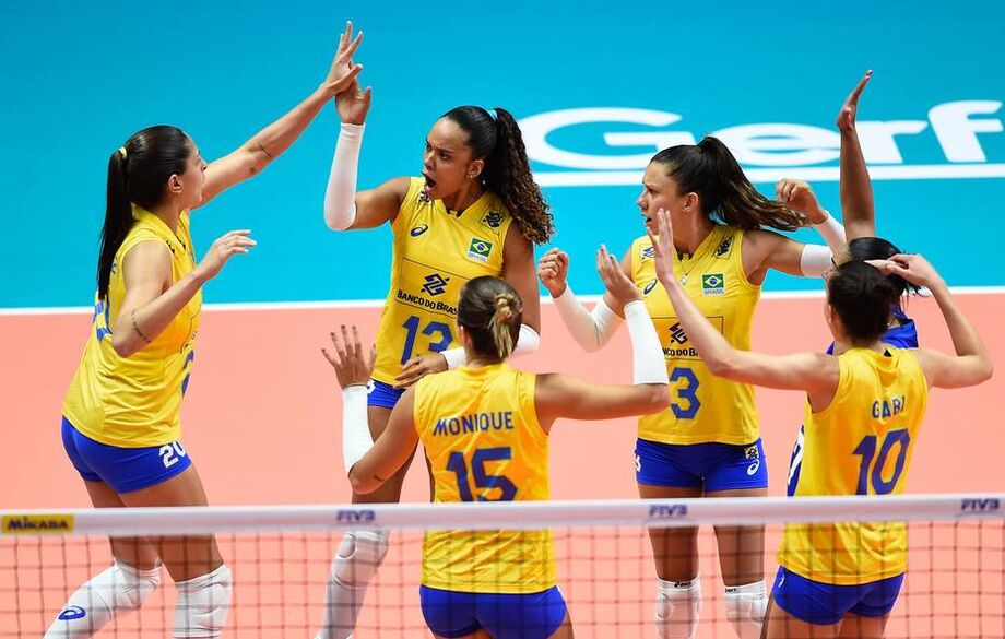 Seleção feminina de vôlei bate Turquia e conquista 3ª vitória na Liga das Nações