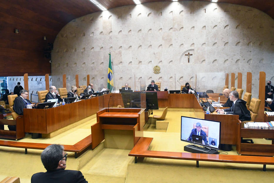 STF mantém decisões da Justiça que invalidaram acordos entre patrão e empregado sobre hora extra