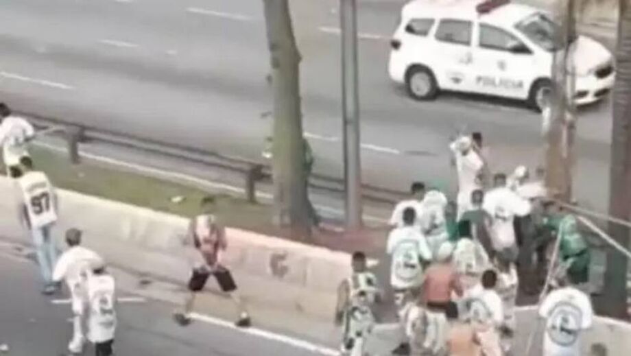 Torcedores de Corinthians e Goiás entraram em confronto neste domingo.