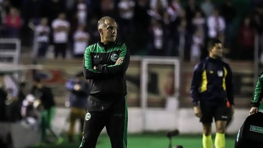 Eduardo Baptista não alcançou o desempenho esperado no comando do time gaúcho