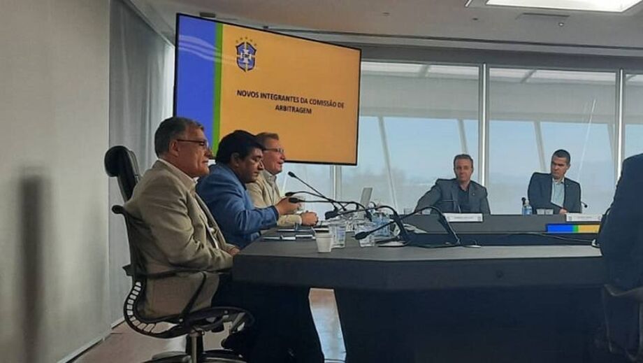 Comissão de Arbitragem da CBF anunciou mudanças no setor, incluindo alterações no uso do VAR