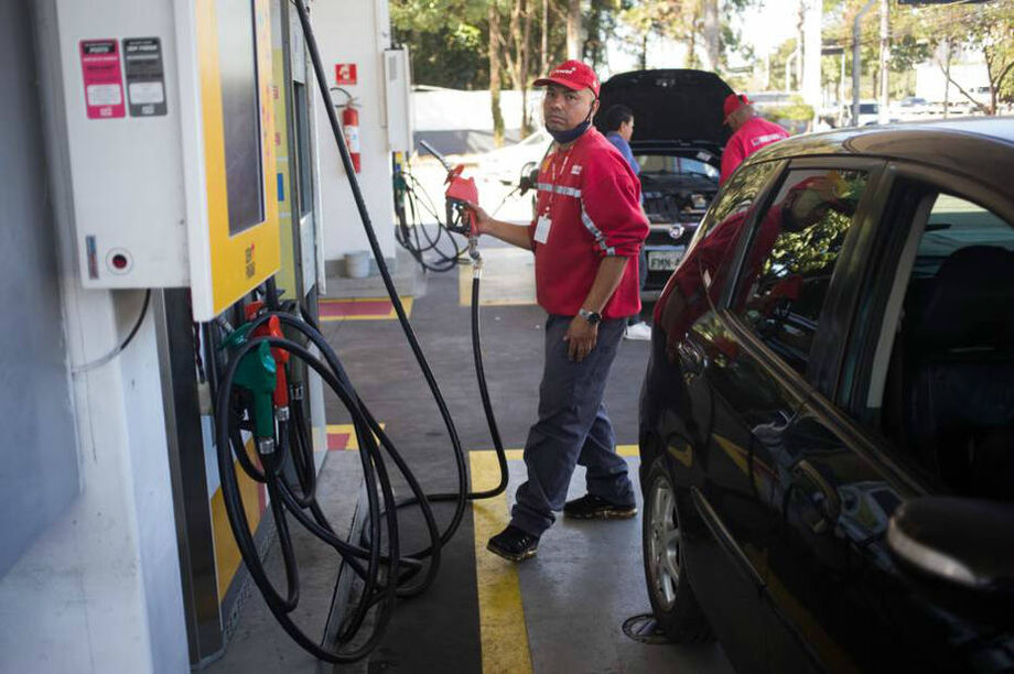 Em 22 de junho, o Confaz revogou o convênio que fixava a alíquota única de R$ 1,006 por litro do diesel, como possibilidade de descontos em cada Estado