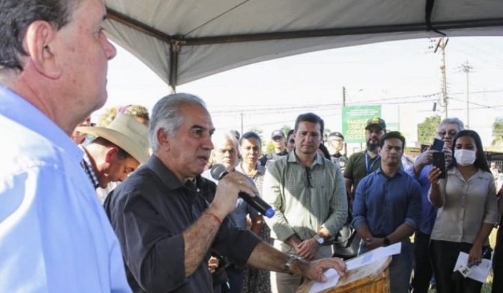Estou nomeando, a partir de agora, novos servidores estaduais, afirmou governador Reinaldo Azambuja