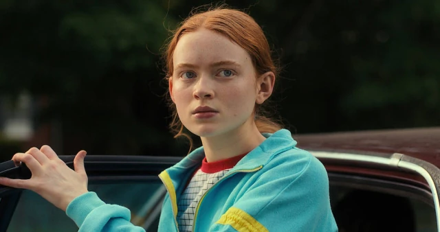 Sadie Sink, que vive Max em 'Stranger Things', revela que sua personagem terá que 'ser mais corajosa do que nunca' no volume 2
