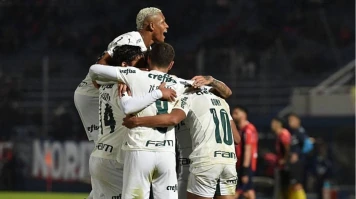 Palmeiras bate Cerro Porteño e abre larga vantagem nas oitavas da Libertadores