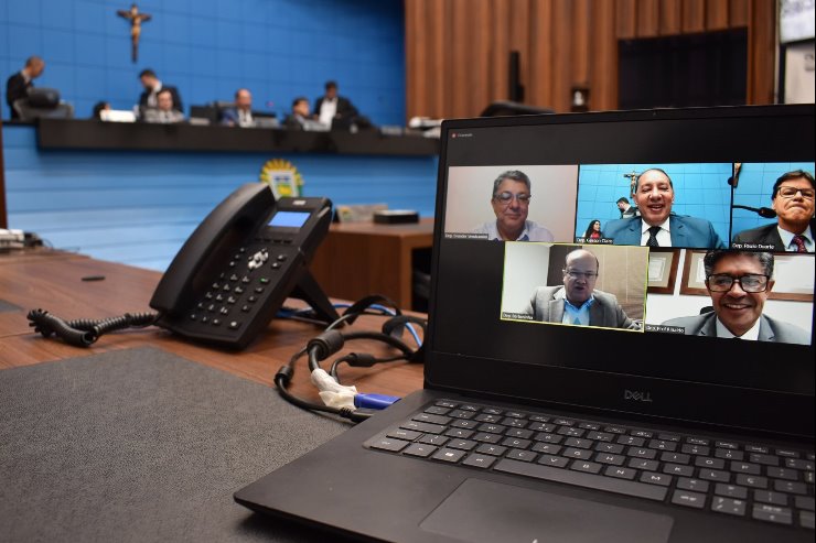 A reunião da CCJR aconteceu na manhã desta quarta-feira.