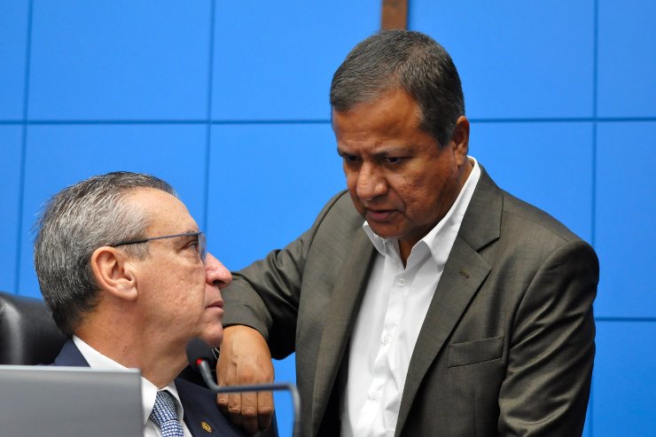 O presidente da Casa de Leis, Paulo Corrêa, e o deputado Amarildo Cruz são os proponentes da solenidade.
