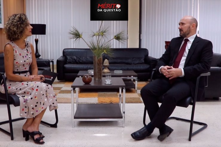 O programa estreia nesta terça-feira, com o magistrado Deni Luís Dalla Riva