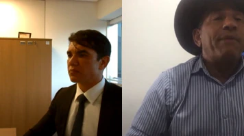 À direita, o prefeito de Jaupari, Laerte Lourado.