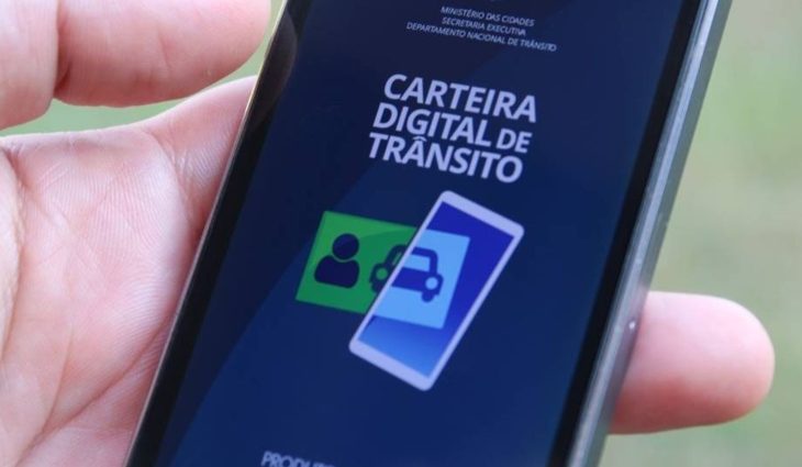 Em caso de perda do celular, ainda é possível usar o app para a recuperação eletrônica do documento para um novo aparelho (sem precisar de deslocamento físico)