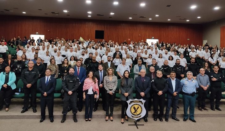 Ao todo, 189 alunos concluíram com êxito esta etapa, que os qualifica a serem nomeados na função de policiais penais do Estado