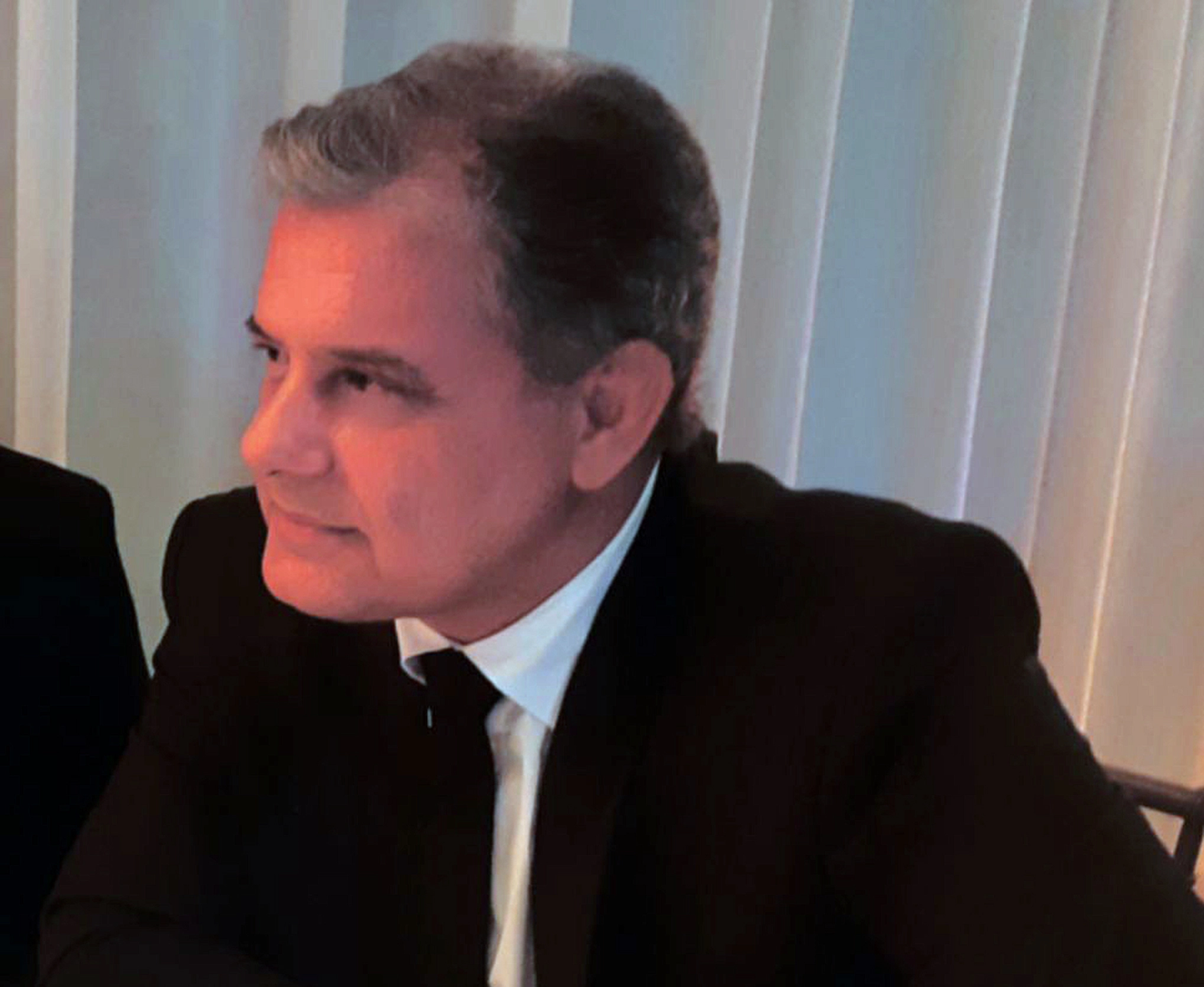 Advogado criminalista Carlos Magno Couto nasceu em 15 de junho de 1962 em Campo Grande, Mato Grosso do Sul. É filho de Benedito de Campos Couto e Tília Henriqueta Guizzo Couto.