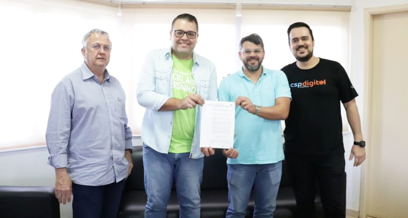 O prefeito de Dourados Alan Guedes sancionou o projeto de Lei