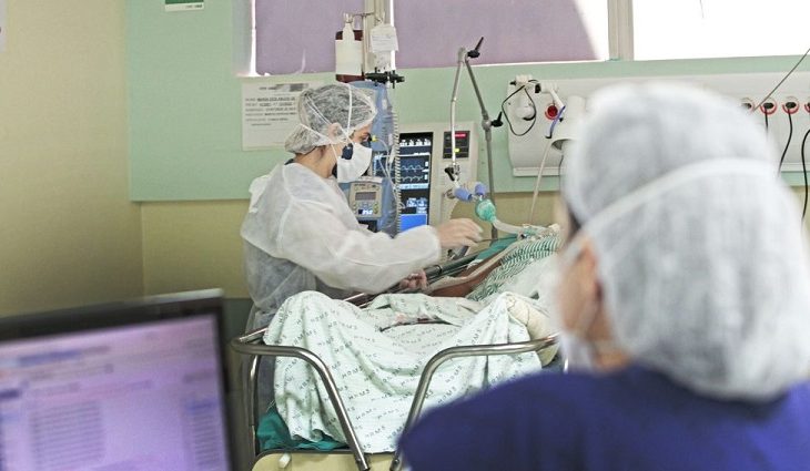 Dos 3.057 novos casos registrados no boletim, o município com maior incidência é Campo Grande