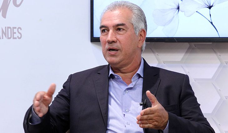 o governador Reinaldo Azambuja
