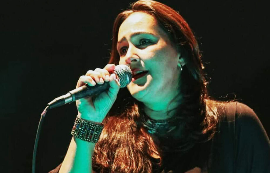 A cantora Simone Ávila