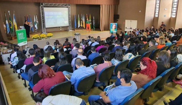 Coordenada pelo professor Nei Elias Coinethe de Oliveira e adjunta Karina de Cássia Garcia, a CRE-5 atende 20 mil estudantes das unidades jurisdicionadas