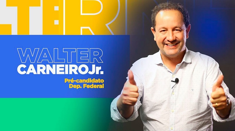 Salve meus amigos de Mato Grosso do Sul. Quero agradecer a participação de cada um de vocês nesse grande trabalho que nós estamos fazendo pelo Estado, adesivando carros, visitando famílias nessa pré-campanha a deputado federal...''