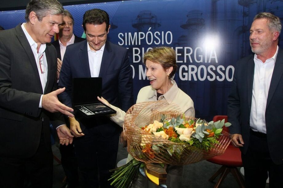 Tereza Cristina foi homenageada
