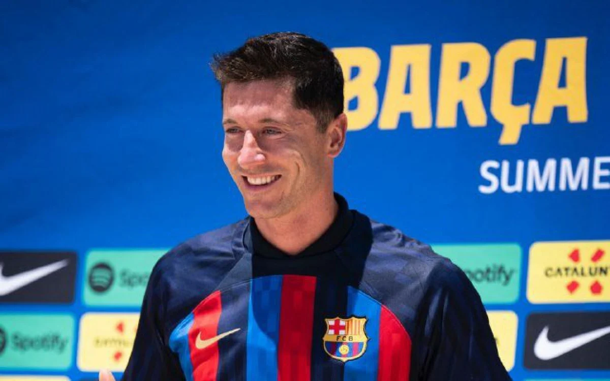 Barcelona apresenta Lewandowski nos EUA