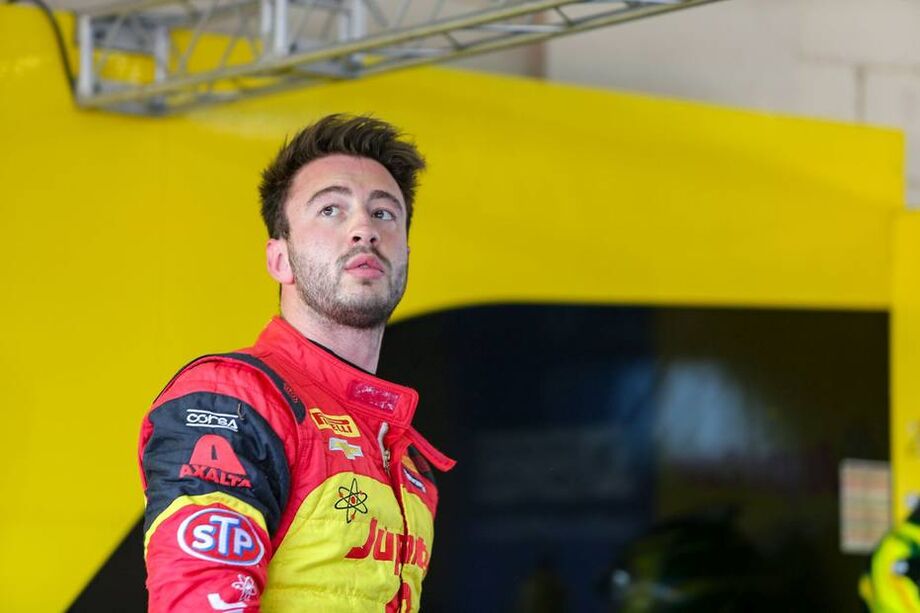 Gabriel Casagrande leva a priemira corrida da 5ª etapa do Stock Car