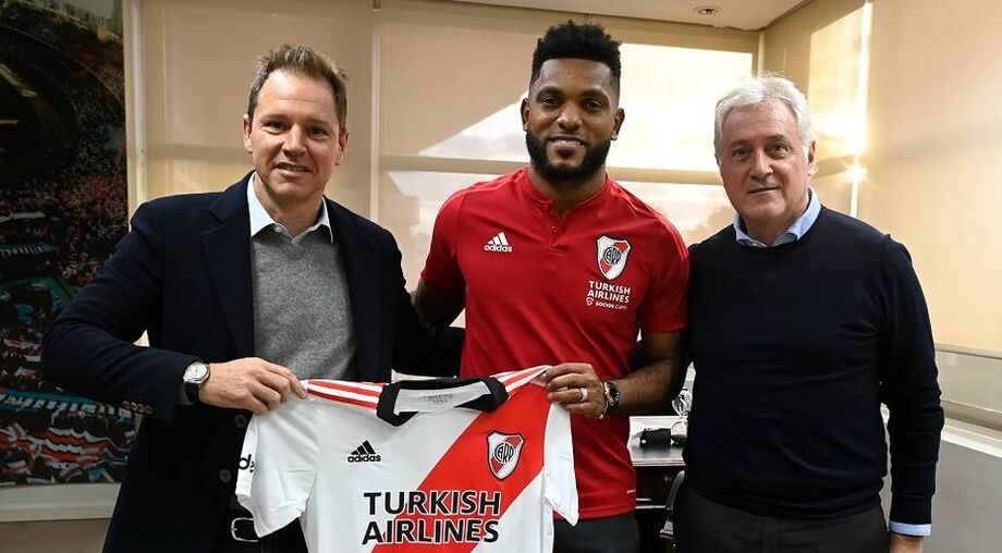 Ex-Palmeiras, o atacante Borja vai reforçar o River Plate