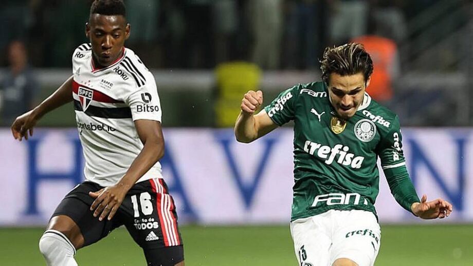 Raphael Veiga errou os últimos três pênaltis que cobrou