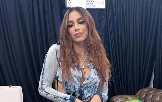 Diagnosticada com endometriose, Anitta realizou a cirurgia para o tratamento da doença