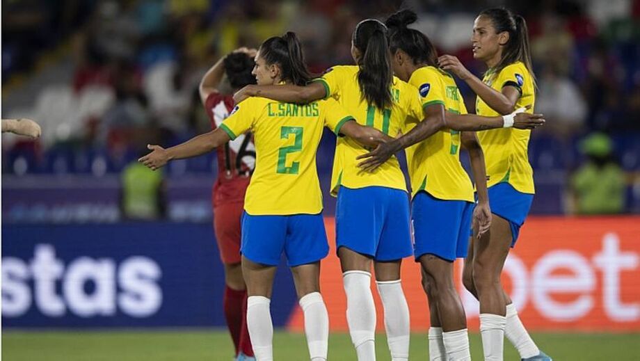 Brasil massacra Peru e fatura quarta vitória na Copa América