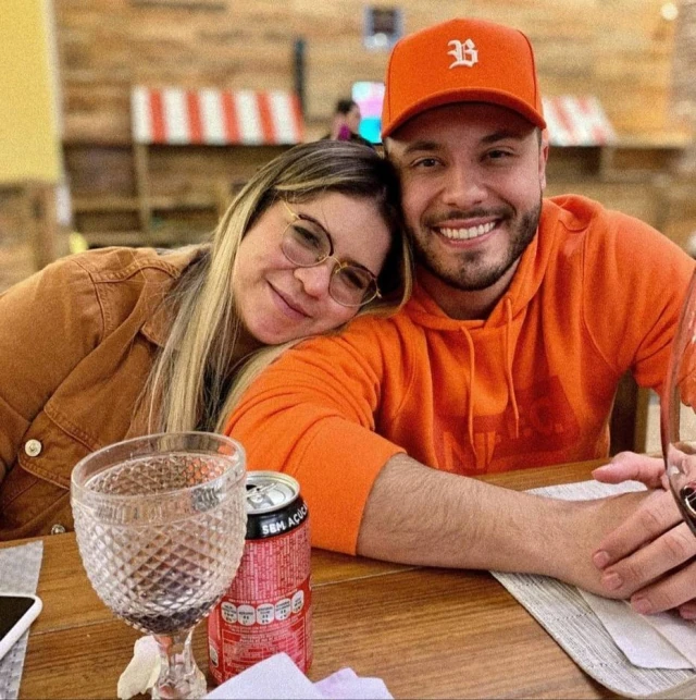 Murilo Huff homenageia Marília Mendonça no dia do aniversário da cantora