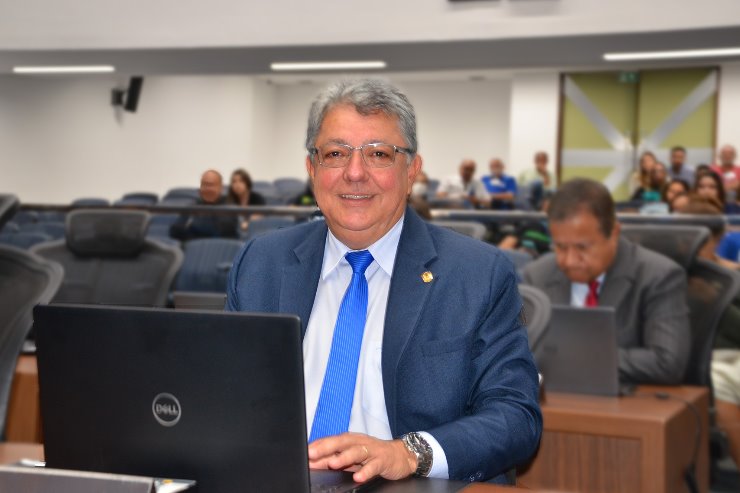 O documento foi apresentado pelo parlamentar no dia 19 de maio passado, e agora foi respondido pelo Ministério, por meio do Departamento Nacional de Infraestrutura de Transportes