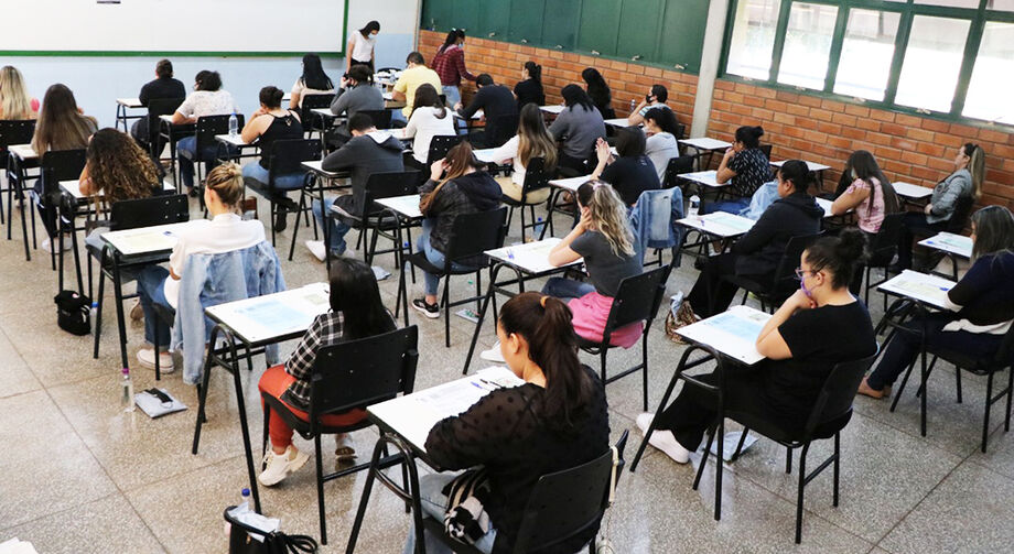 Do total de 13.165 inscritos, 9.957 compareceram aos locais de prova
