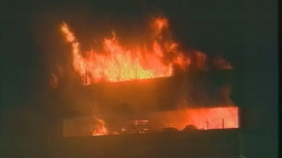 Incêndio durante o acidente