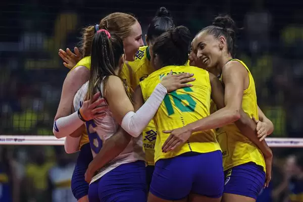 Seleção feminina de vôlei