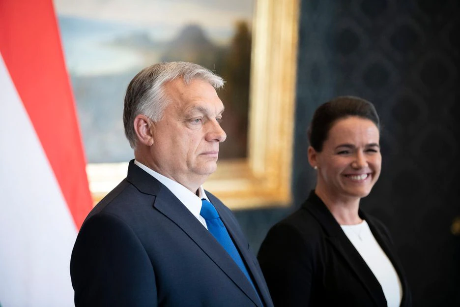 Novák é aliada do primeiro-ministro de extrema-direita da Hungria, Viktor Orbán