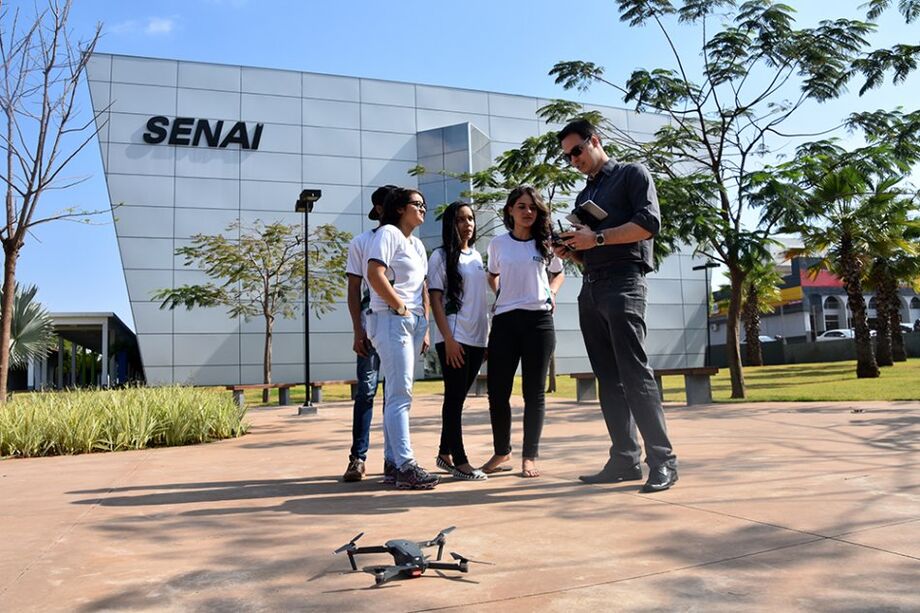 Curso de formação de pilotagem de drone